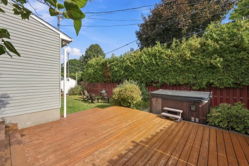 Cour - 1090 Rue Dussault, L'Assomption, QC 