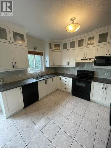 278 BRIARMEADOW Drive Unit# Upper , Kitchener, Ontario N2A 4H6 3