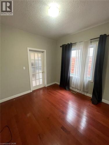 278 BRIARMEADOW Drive Unit# Upper , Kitchener, Ontario N2A 4H6 4