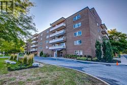 321 - 196 SCOTT STREET St. Catharines (Fairview), ON L2N 5T2