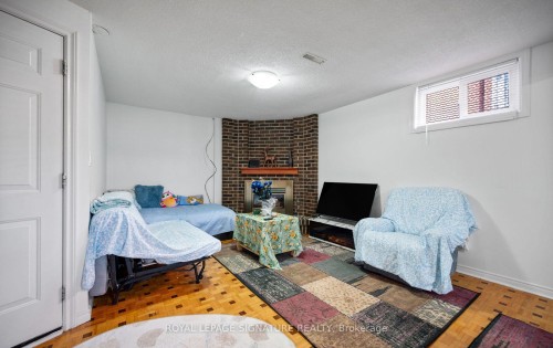 2221 Florian Road, Mississauga, ON 