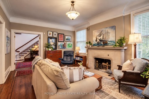5 Undercliffe Avenue, Hamilton, ON 