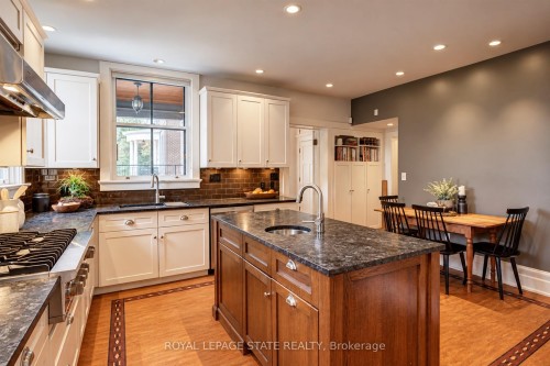 5 Undercliffe Avenue, Hamilton, ON 