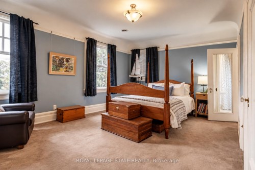 5 Undercliffe Avenue, Hamilton, ON 