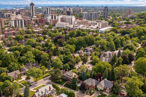 5 Undercliffe Avenue, Hamilton, ON 