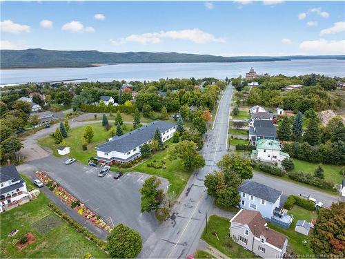 54 Arran St, Campbellton, NB 
