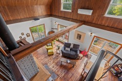 Mezzanine - 