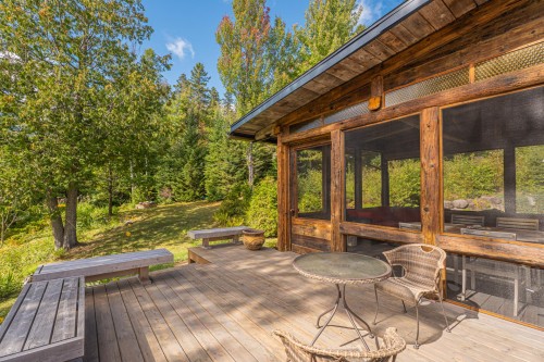 Terrasse - 3000 Ch. Beaulne, Val-Morin, QC 