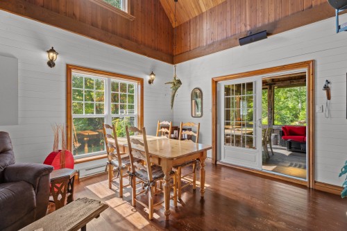 Salle à manger - 3000 Ch. Beaulne, Val-Morin, QC 