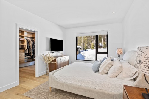 Chambre à coucher principale - 2551Z Ch. De L'Étang, Sainte-Adèle, QC 