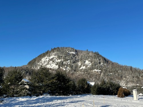 À proximité - 2551Z Ch. De L'Étang, Sainte-Adèle, QC 