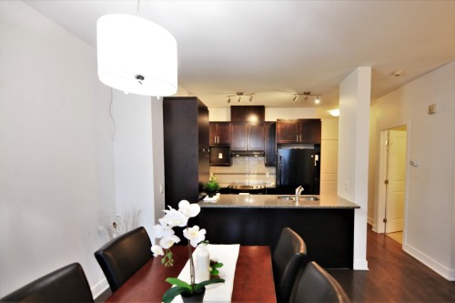 203-1190 Rue Décarie , Montréal (Saint-Laurent), QC H4L 3M9 5