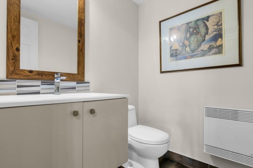 Salle d'eau - 5735 Rue Hector-Desloges, Montréal (Rosemont/La Petite-Patrie), QC 