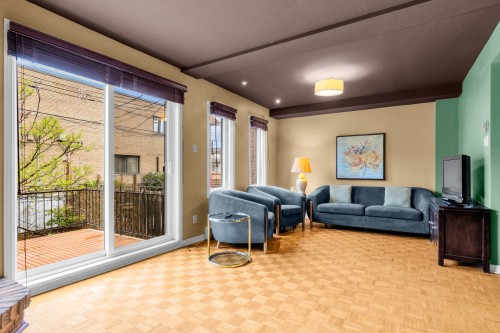 Salon - 5735 Rue Hector-Desloges, Montréal (Rosemont/La Petite-Patrie), QC 