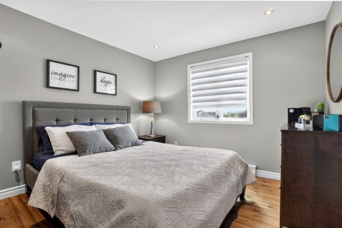 Bedroom - 586 Rue Sauvalle, Laval (Sainte-Dorothée), QC 