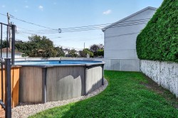 Cour - 