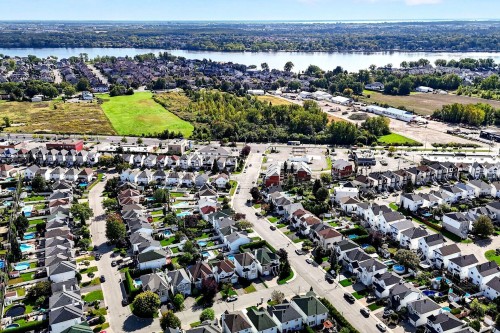Overall view - 586 Rue Sauvalle, Laval (Sainte-Dorothée), QC 