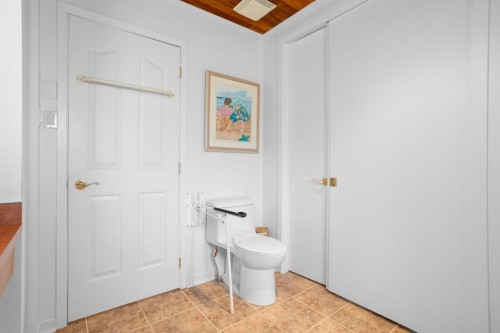 Salle de bains - 5450 53E Avenue, Laval (Laval-Ouest), QC 