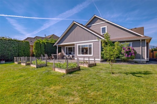 1153 Roberton Blvd, Parksville, BC 