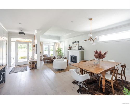 427 Cottage Dr, Qualicum Beach, BC 