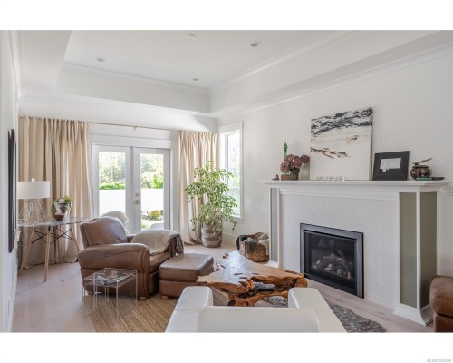 427 Cottage Dr, Qualicum Beach, BC 
