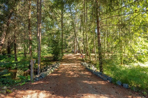 3742 James Cres, Black Creek, BC 