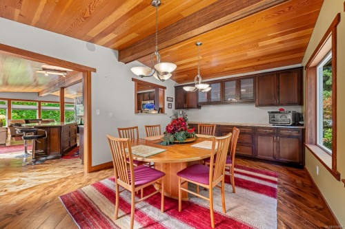 3742 James Cres, Black Creek, BC 