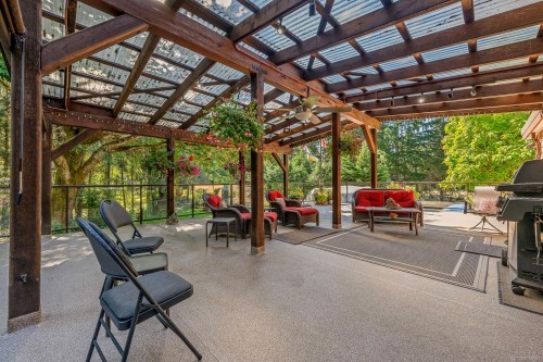 3742 James Cres, Black Creek, BC 