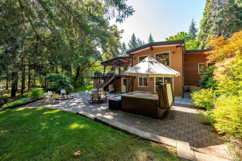 3742 James Cres, Black Creek, BC 