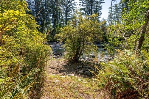 3742 James Cres, Black Creek, BC 