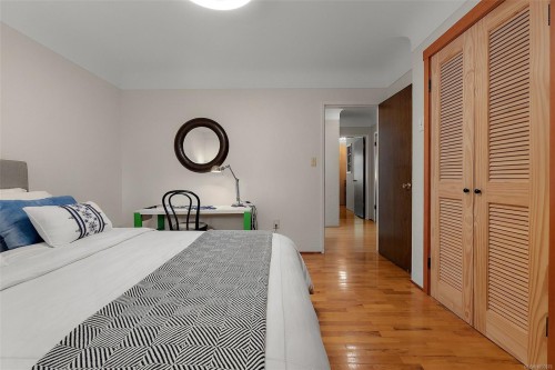 1680 Ash Rd, Saanich, BC 