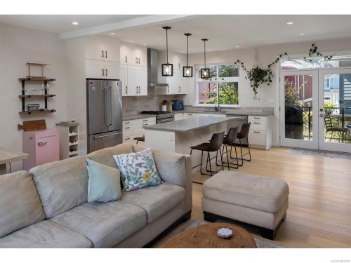2835 Turnstyle Cres, Langford, BC 