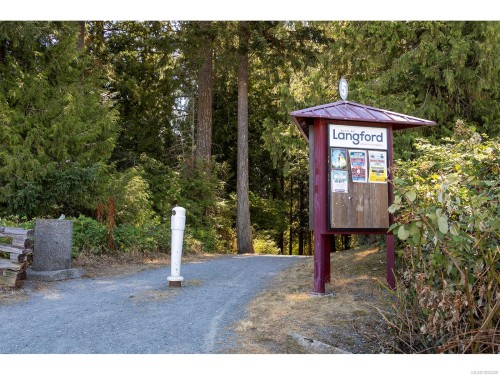 2835 Turnstyle Cres, Langford, BC 