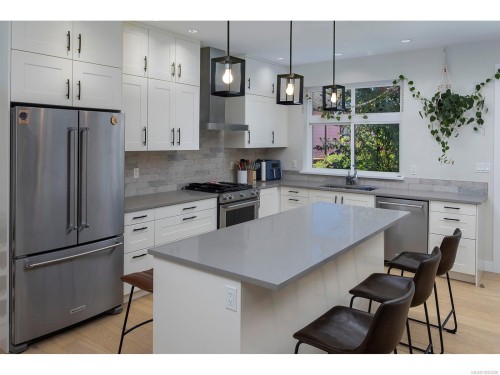 2835 Turnstyle Cres, Langford, BC 