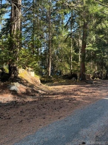 621 Bell Bay Rd, Mayne Island, BC 