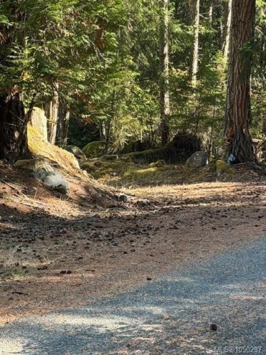 621 Bell Bay Rd, Mayne Island, BC 