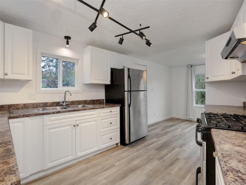 #39-2587 Selwyn Rd, Langford, BC 