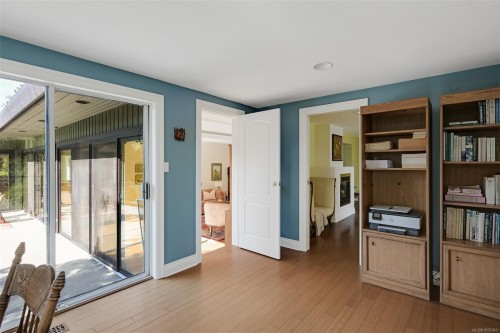 1682 Charlton Rd, Saanich, BC 