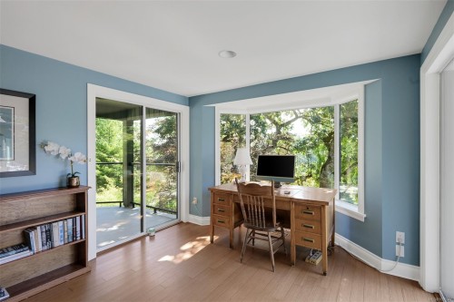 1682 Charlton Rd, Saanich, BC 