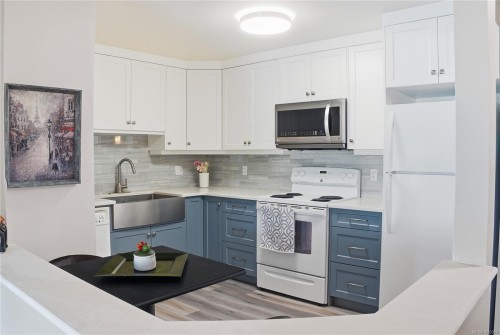#209-5650 Edgewater Lane, Nanaimo, BC 
