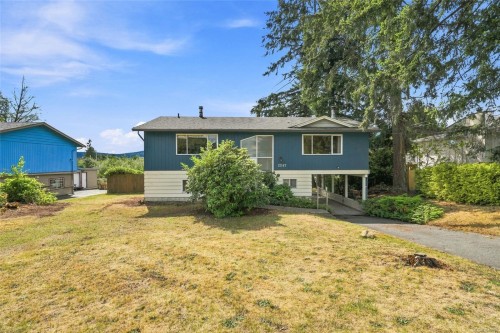 2247 Rosstown Rd, Nanaimo, BC 
