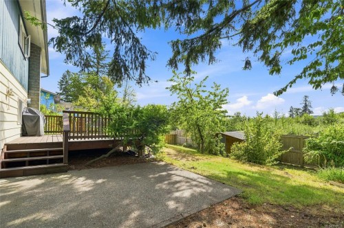 2247 Rosstown Rd, Nanaimo, BC 