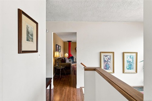 2247 Rosstown Rd, Nanaimo, BC 