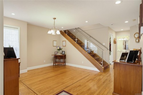 6023 Sterling Dr, Duncan, BC 
