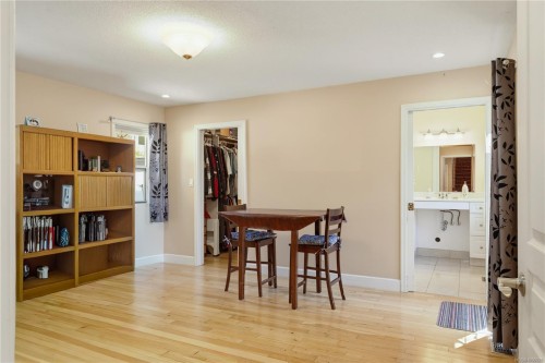 6023 Sterling Dr, Duncan, BC 