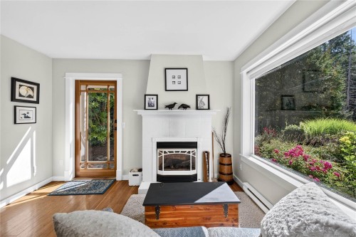 138 Bullock Creek Rd, Salt Spring, BC 