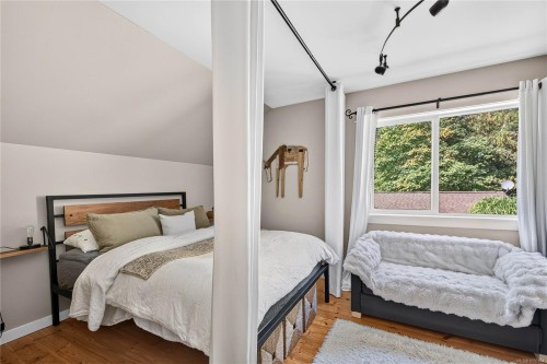 138 Bullock Creek Rd, Salt Spring, BC 