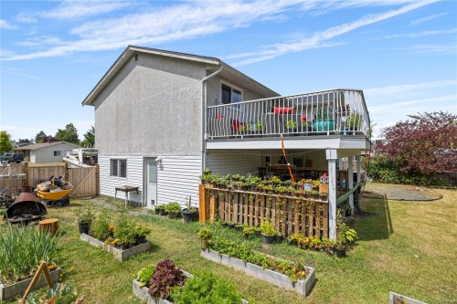 384 Mckillop Dr, Parksville, BC 