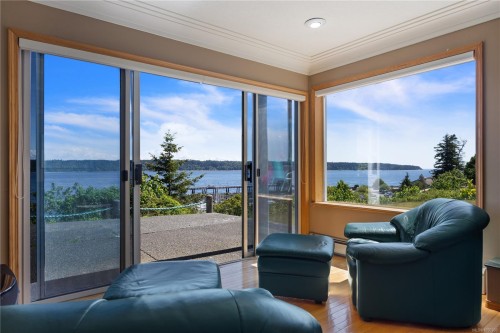 725 Thulin St, Campbell River, BC 