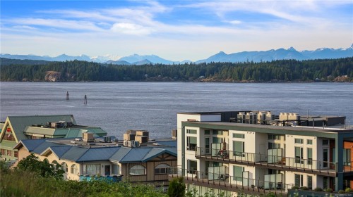 725 Thulin St, Campbell River, BC 